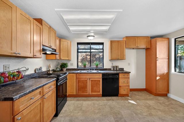 7920 Daffodil Way, Citrus Heights, CA 95610