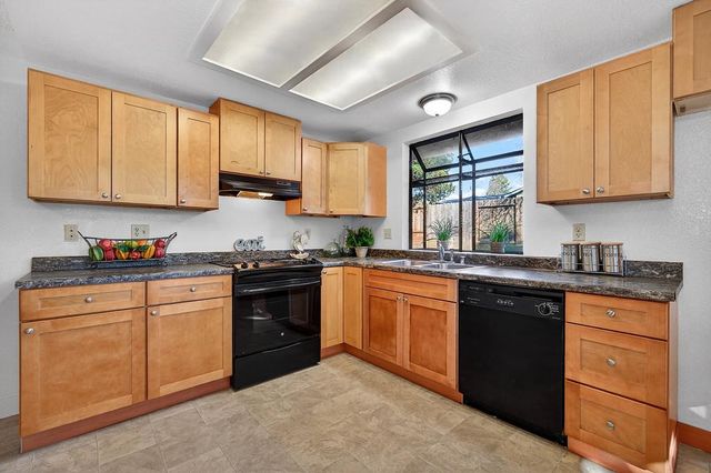 7920 Daffodil Way, Citrus Heights, CA 95610