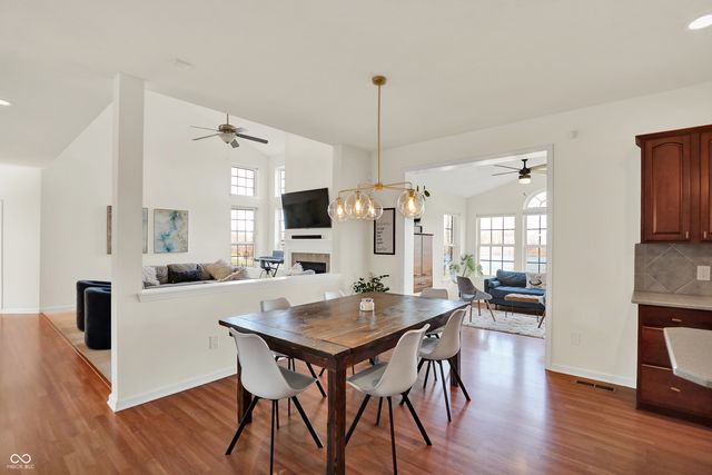 3776 Dolan Way, Carmel, IN 46032