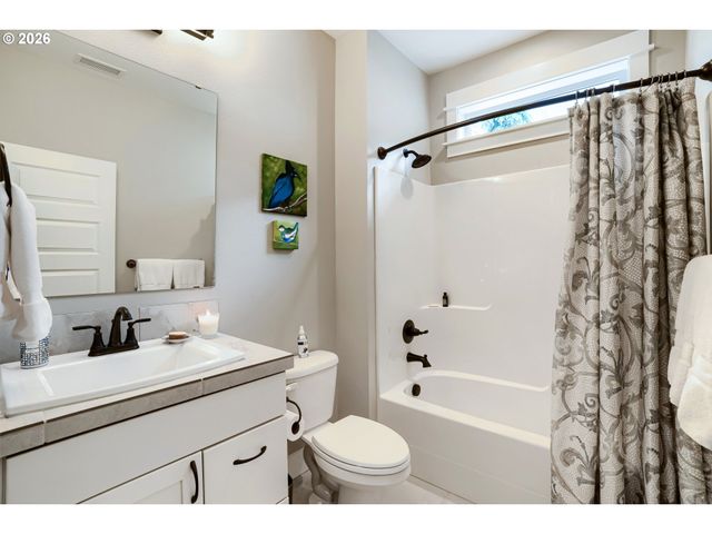 9629 N BOXWOOD St, Camas, WA 98607