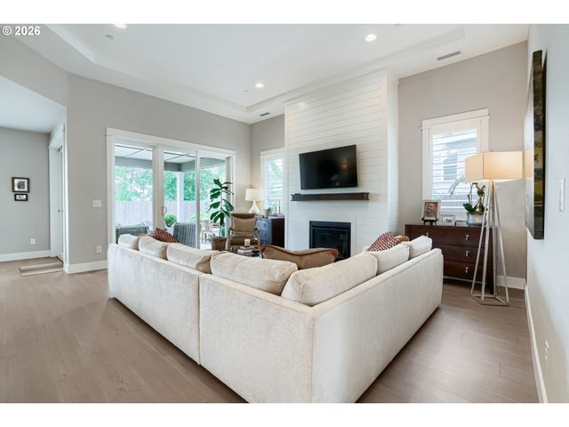 9629 N BOXWOOD St, Camas, WA 98607