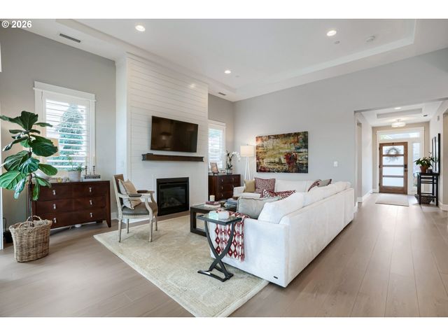 9629 N BOXWOOD St, Camas, WA 98607