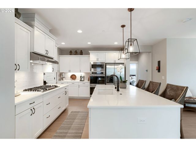 9629 N BOXWOOD St, Camas, WA 98607