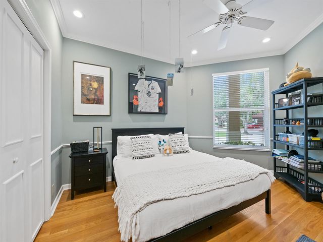 1207 Manor Drive S, Weston, FL 33326