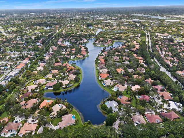 1207 Manor Drive S, Weston, FL 33326