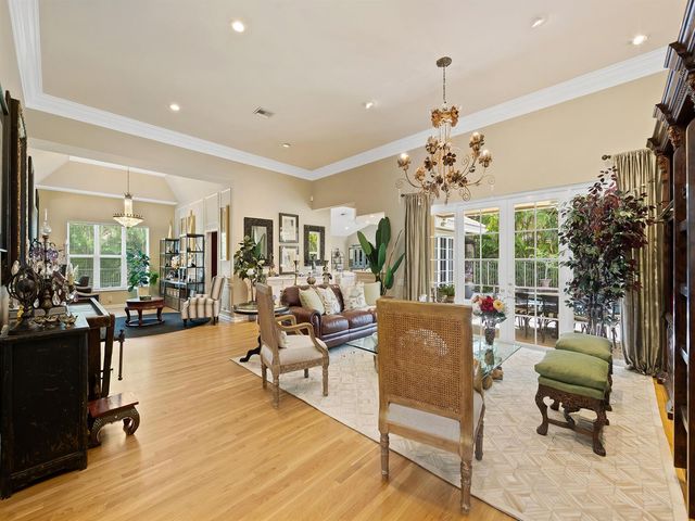 1207 Manor Drive S, Weston, FL 33326