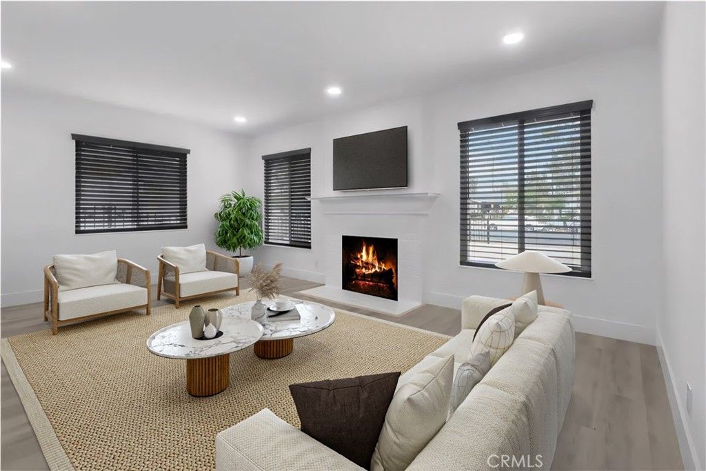 2041 S Pacific, Santa Ana, CA 92704 — photo 2