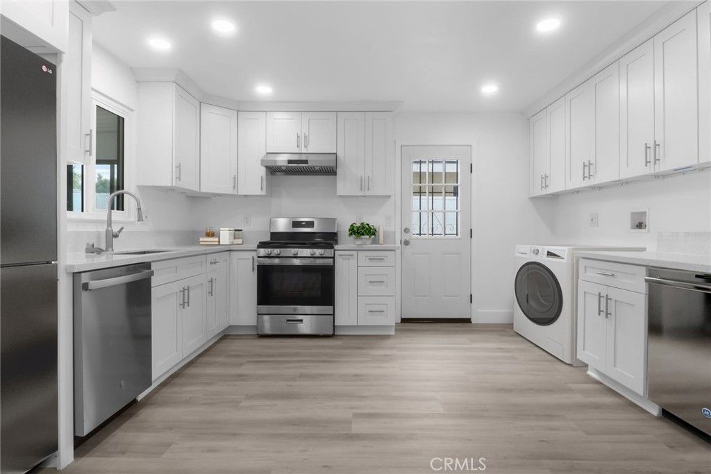 2041 S Pacific, Santa Ana, CA 92704 — photo 5