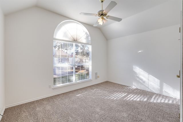 5901 River Bend Drive, Benbrook, TX 76132