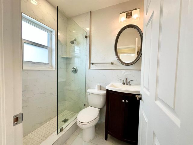 1041 NE 16th Avenue W, Fort Lauderdale, FL 33304