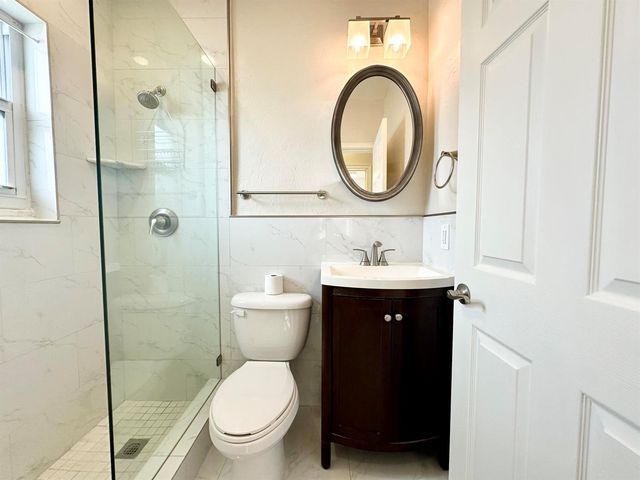1041 NE 16th Avenue W, Fort Lauderdale, FL 33304