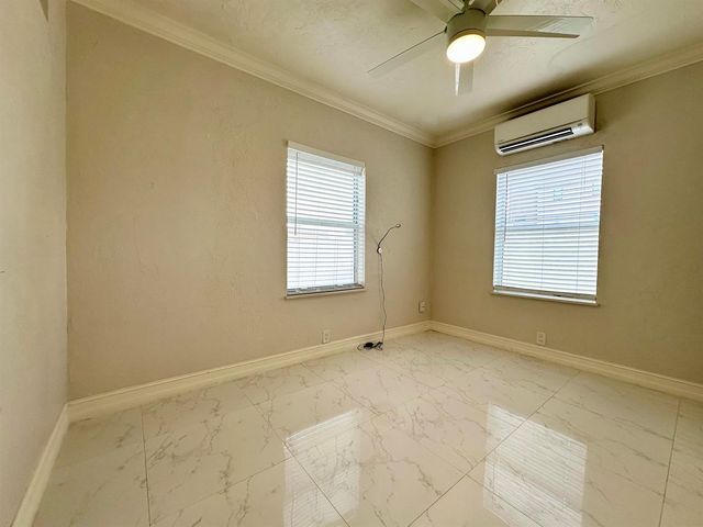 1041 NE 16th Avenue W, Fort Lauderdale, FL 33304
