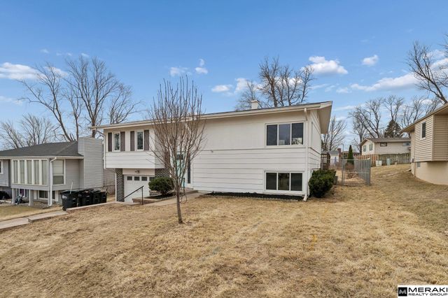 9645 Sahler Street, Omaha, NE 68134