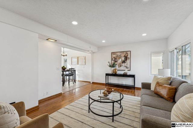 9645 Sahler Street, Omaha, NE 68134