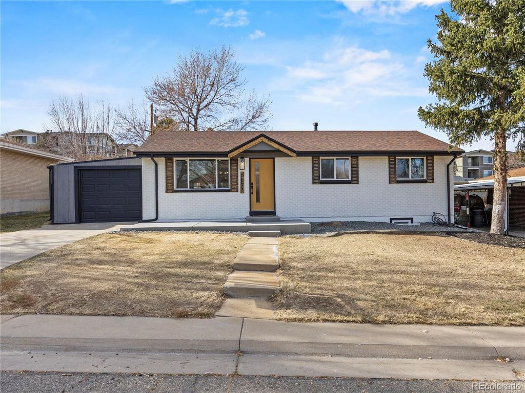 5673 Johnson Street, Arvada, CO 80002