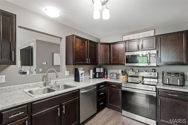 319 Hawks Perch Place, Hillsboro, MO 63050