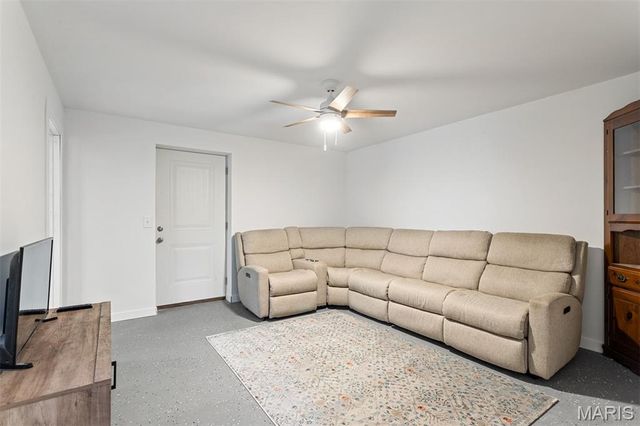319 Hawks Perch Place, Hillsboro, MO 63050