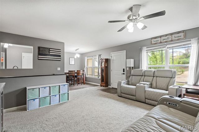 319 Hawks Perch Place, Hillsboro, MO 63050