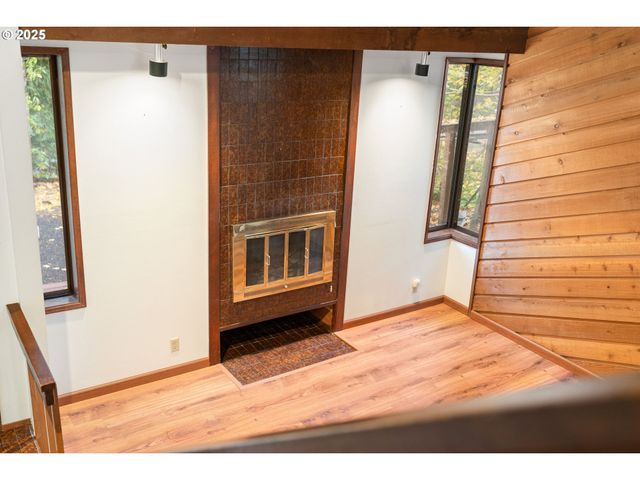 9411 Sw 62ND Dr, Portland, OR 97219