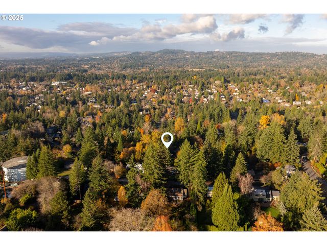 9411 Sw 62ND Dr, Portland, OR 97219