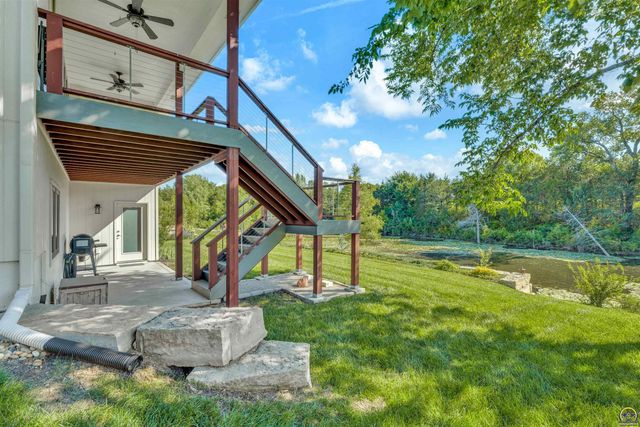 6131 SW 47th ST, Topeka, KS 66610