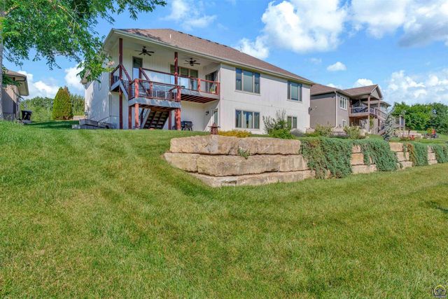 6131 SW 47th ST, Topeka, KS 66610