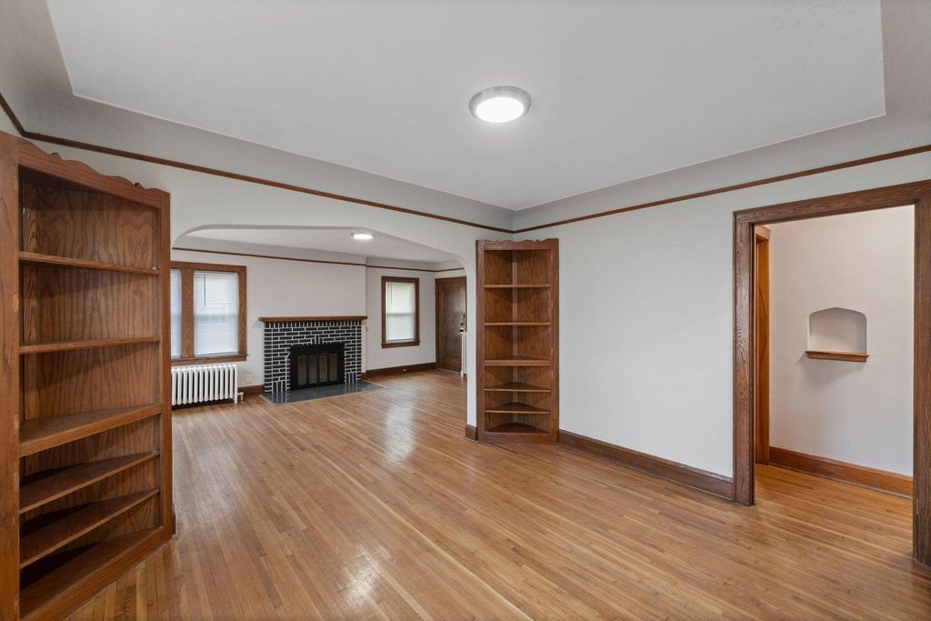 4253 James Avenue N 1, Minneapolis, MN 55412