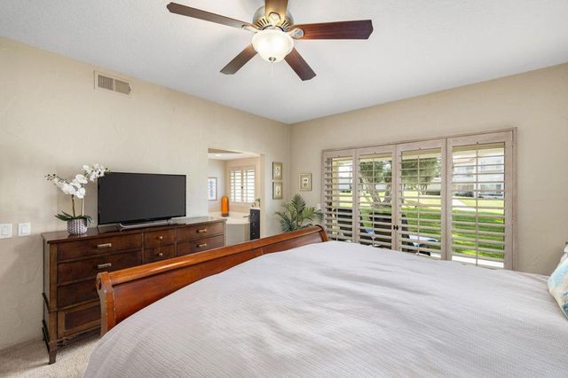 618 Vista Lago Circle N, Palm Desert, CA 92211