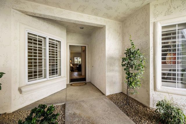 618 Vista Lago Circle N, Palm Desert, CA 92211