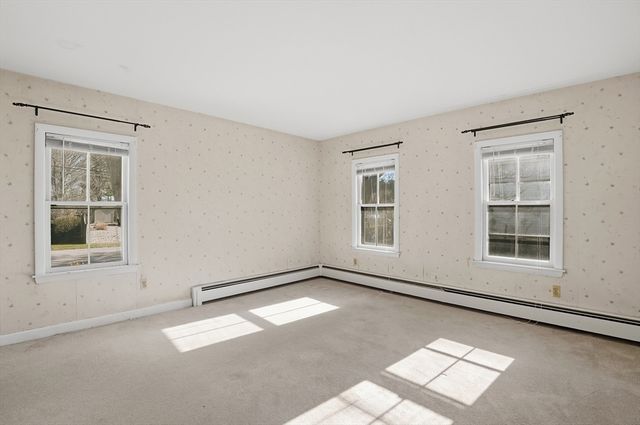 4 County Lane, Easton, MA 02375