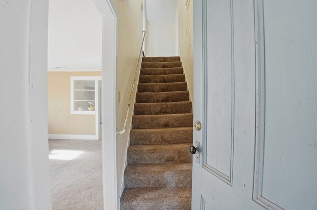 4 County Lane, Easton, MA 02375