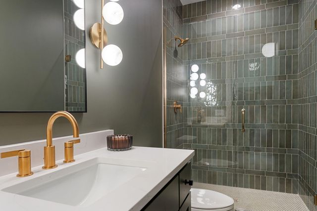 759 Ensconced Way, Chaska, MN 55318