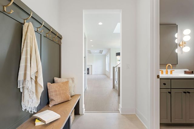 759 Ensconced Way, Chaska, MN 55318