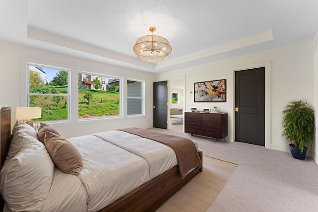 759 Ensconced Way, Chaska, MN 55318