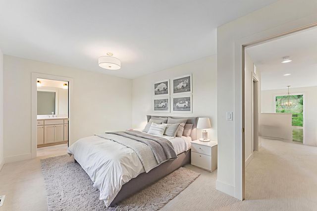 759 Ensconced Way, Chaska, MN 55318