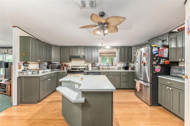 10831 NW 10TH PLACE, Ocala, FL 34482