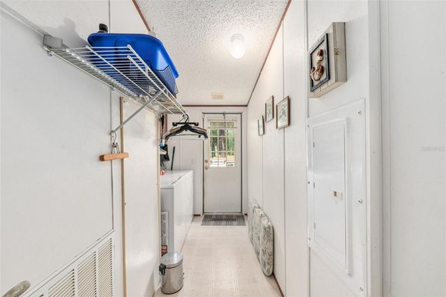 10831 NW 10TH PLACE, Ocala, FL 34482