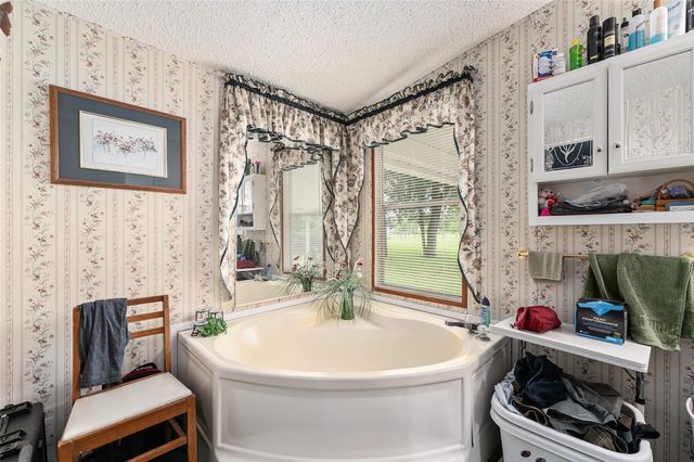 10831 NW 10TH PLACE, Ocala, FL 34482