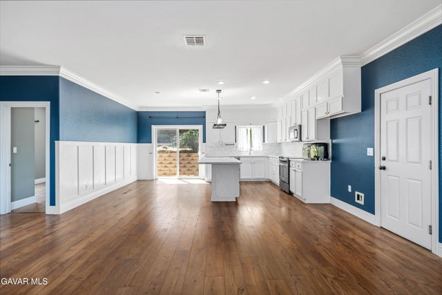 42846 Montello Drive, Lake Elizabeth, CA 93532