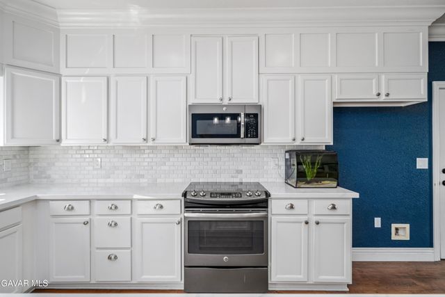 42846 Montello Drive, Lake Elizabeth, CA 93532