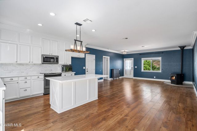 42846 Montello Drive, Lake Elizabeth, CA 93532