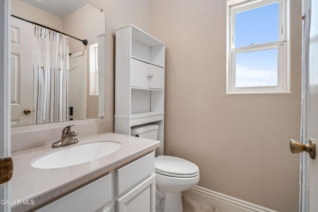 42846 Montello Drive, Lake Elizabeth, CA 93532