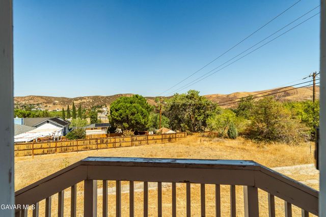 42846 Montello Drive, Lake Elizabeth, CA 93532
