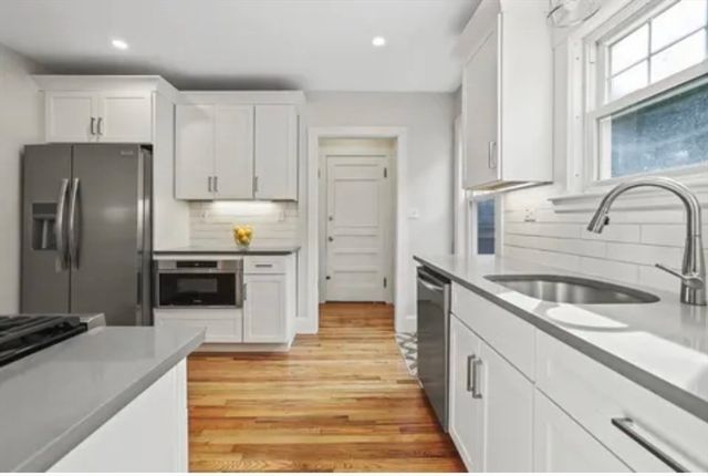 37 Gallivan Blvd 37, Boston, MA 02124