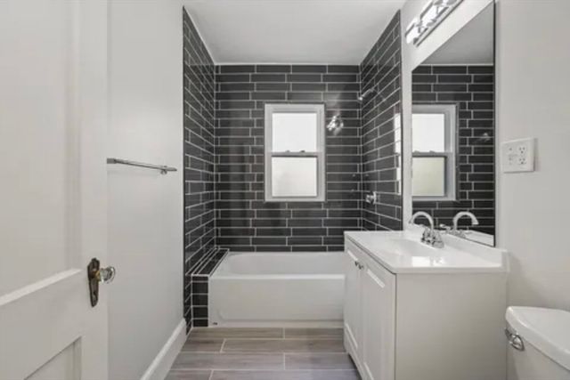 37 Gallivan Blvd 37, Boston, MA 02124