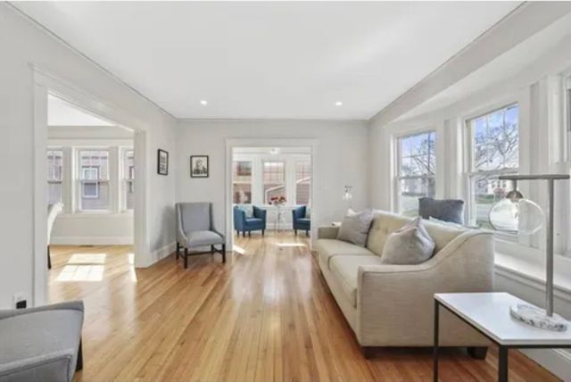 37 Gallivan Blvd 37, Boston, MA 02124