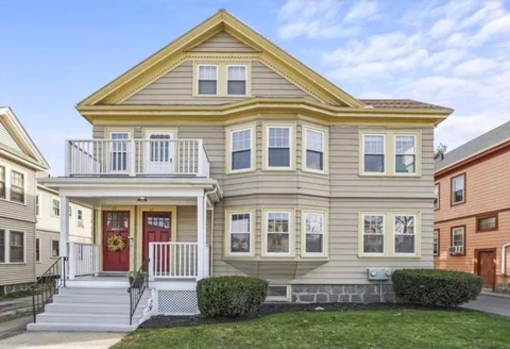 37 Gallivan Blvd 37, Boston, MA 02124