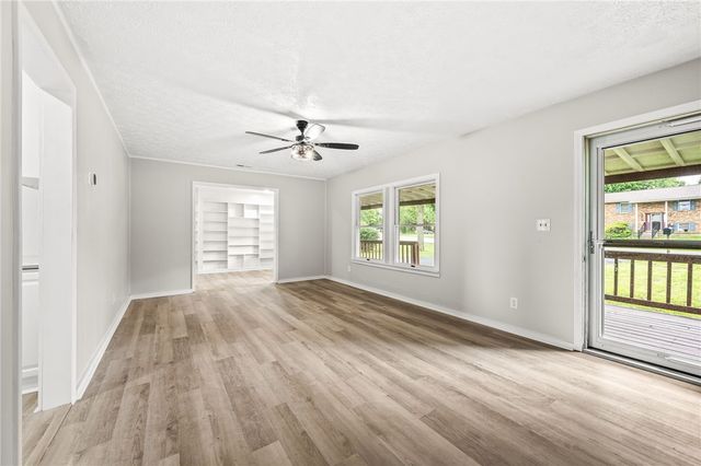 3576 Shawnee Trail, Jamestown Vlg, OH 45335