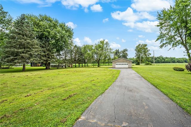 3576 Shawnee Trail, Jamestown Vlg, OH 45335