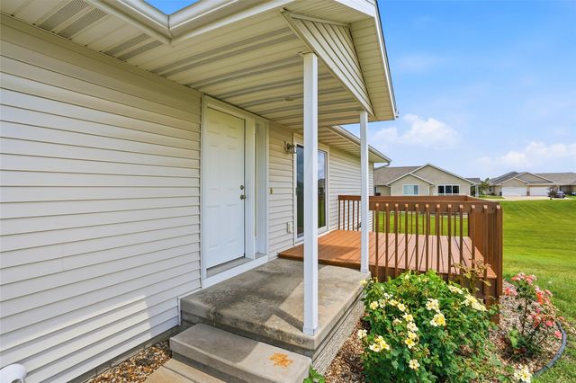 2965 Samuel Ct SW A, Cedar Rapids, IA 52404